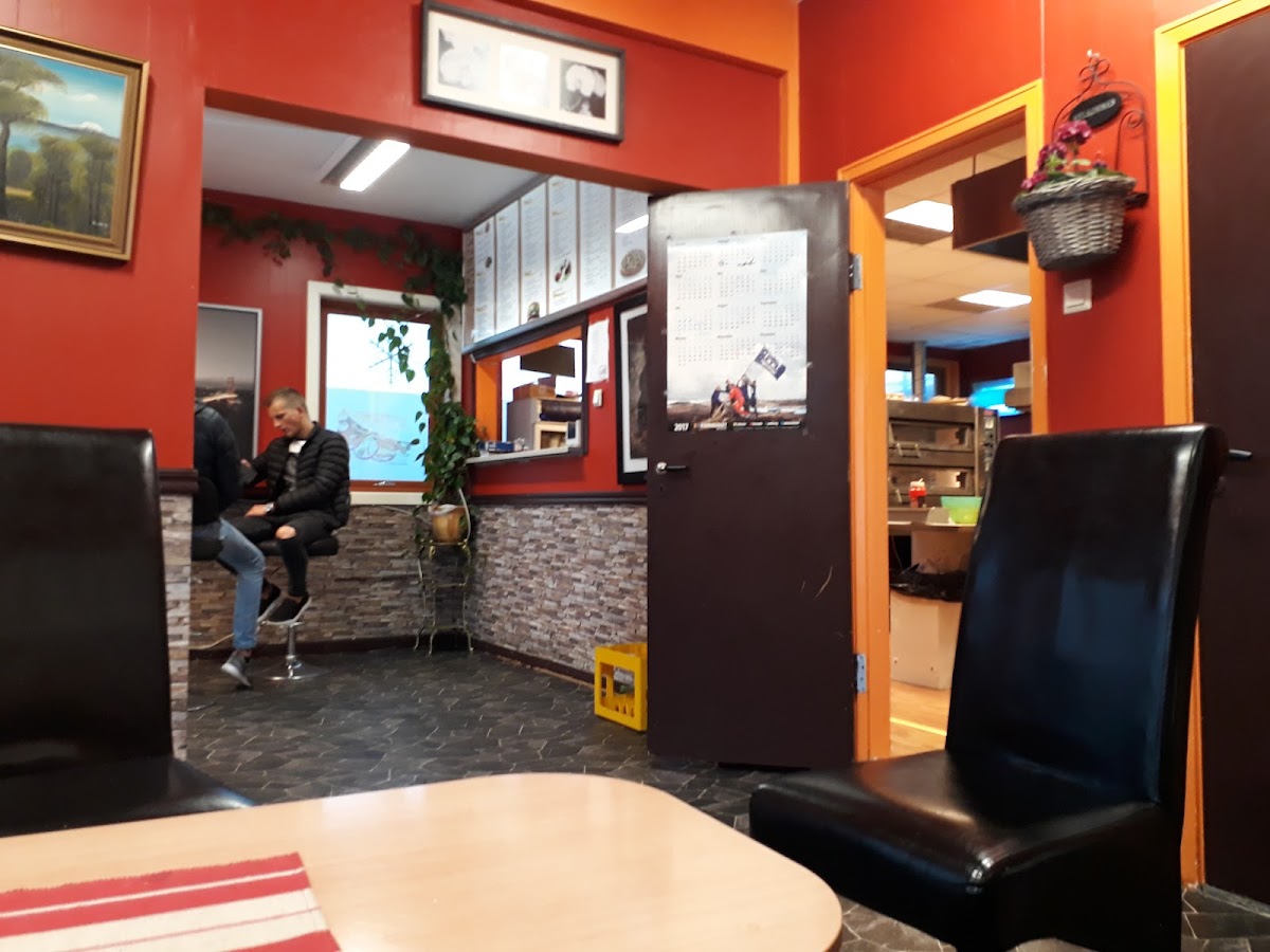 Castillo Fried Chicken Pizzeria & Grill-4