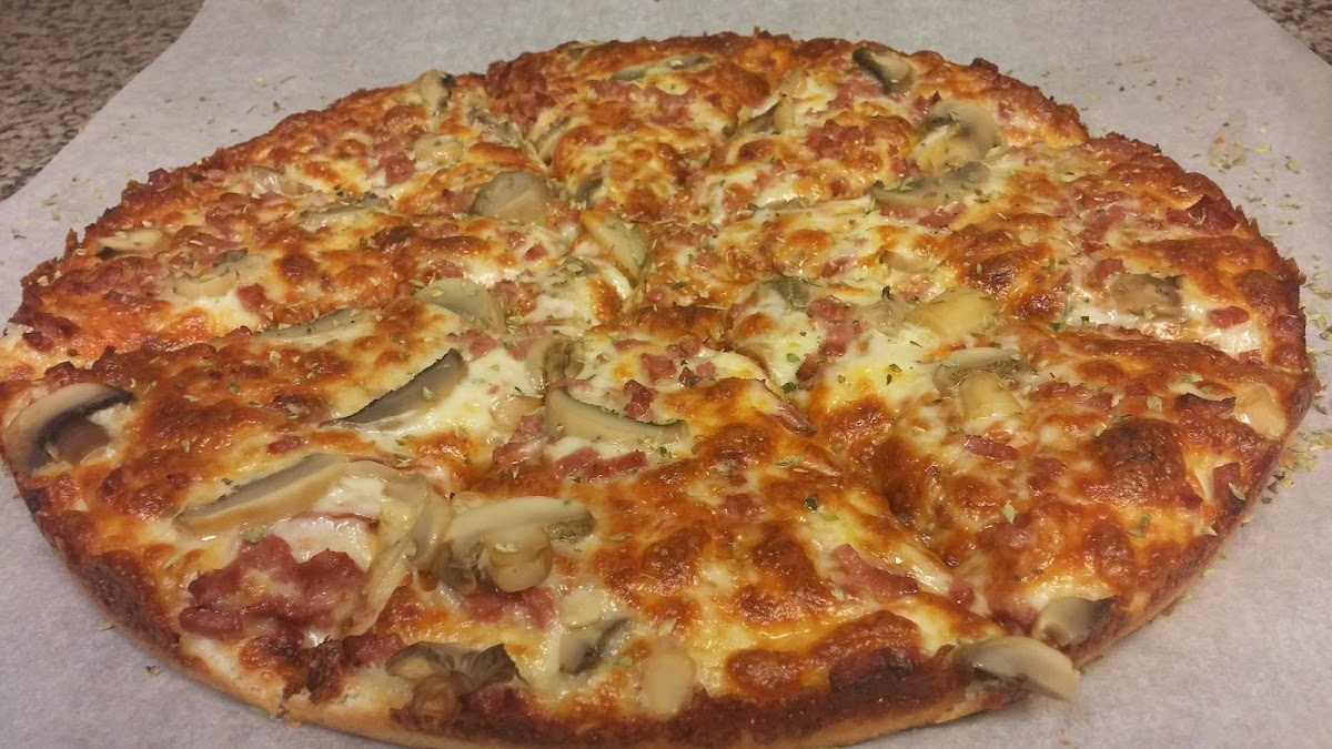 Castillo Fried Chicken Pizzeria & Grill-5